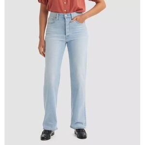 Levi Strauss Co 501 Original Fit Light Wash Denim Button Fly Jeans Women W32 L26